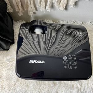 InFocus IN100-series Portable DLP Digital Projector